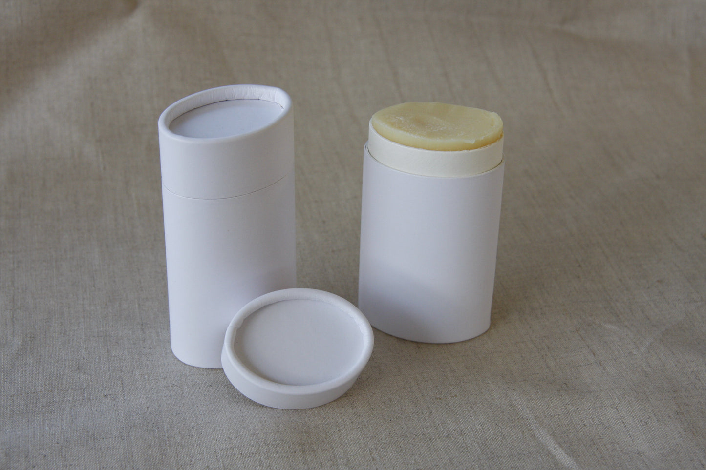 2.5 ounce / 70 g Oval Push-up Cosmetic Container